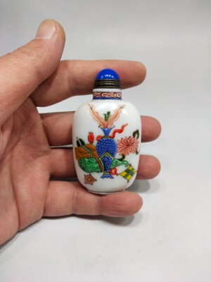 Новые продукты, имитирующие антикварную древнюю луну, Xuan Liuli Практическая нюхательная бутылка