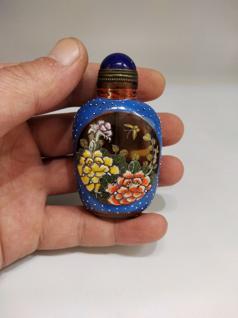 Imitation Qianlong ancient play transparent glass practical snuff bottle hand-painted green and blue enamel pastel flower and bird figure ornament gift
