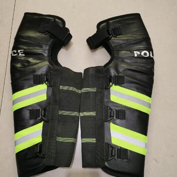 Winter thickened velvet motorcycle traffic riding warm knee pads leggings iron riding warning protective gear