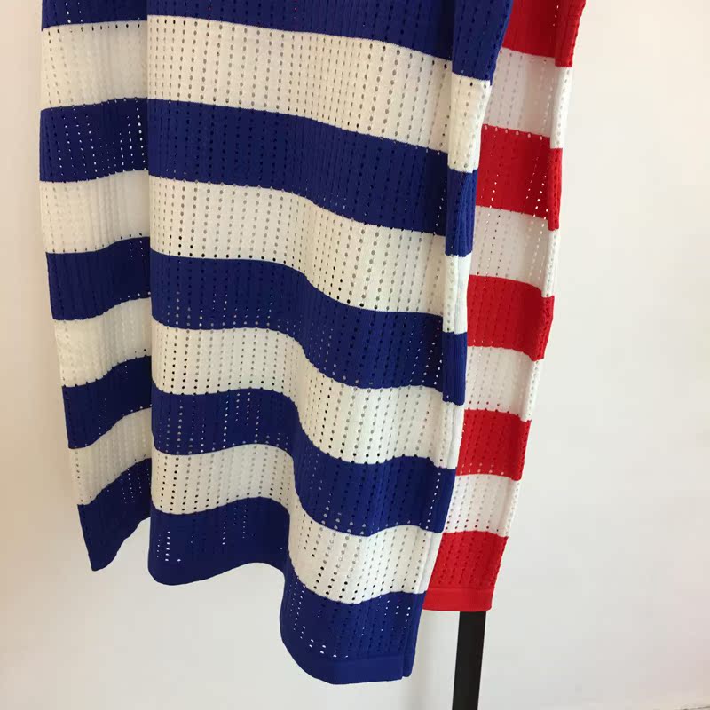 2018 mùa hè mới Châu Âu và Mỹ Fan ice sọc lụa lỏng tính khí polo ve áo hollow knit váy dài phụ nữ đầm maxi dự tiệc