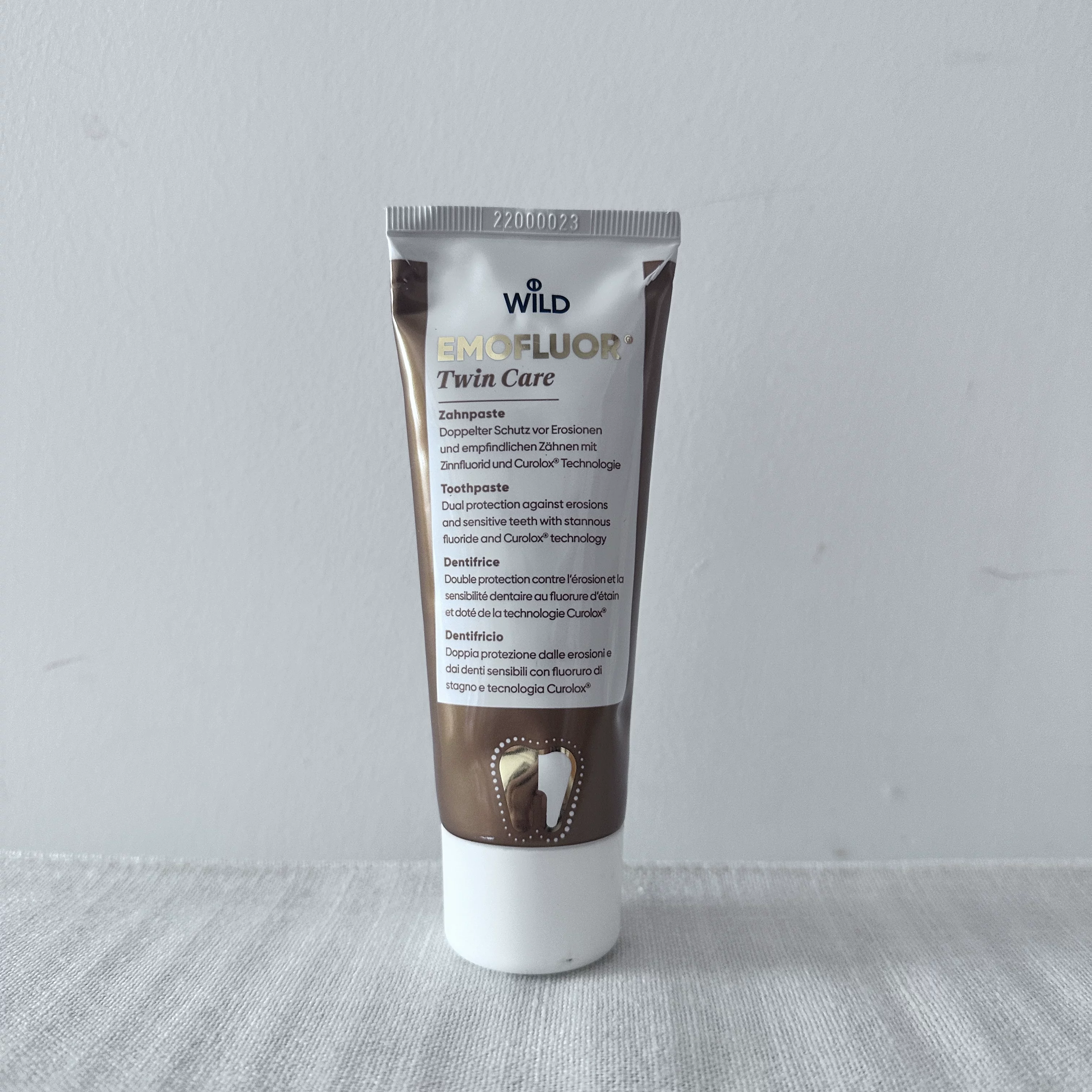 Зубная паста Swiss Depurdent Wild Wild Brightening Diamond Gold Toothpaste Curaprox без китайской марки