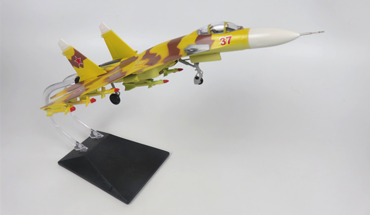 Su-37 mô hình máy bay chiến đấu tĩnh 1-72 lắp ráp phiên bản ngụy trang mô phỏng máy bay mô hình bán hàng trực tiếp đặc biệt mô hình phương tiện giao thông