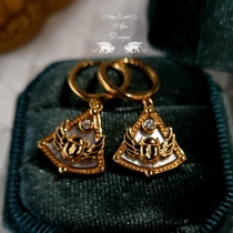 The Egyptian Queens Sacred Beetle 18k bag originally designed the vintage court white - bell French earhook earrings