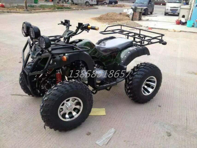 ATV bốn bánh xe máy cát đôi lớn bull off-road xe máy bốn bánh ổ đĩa dành cho người lớn xăng lớn ATV