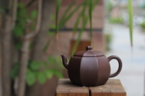 Old purple mud Bafang Linglong Fan Xiaojun Fang Yi Xing purple clay pot 240 ml stale all hand made