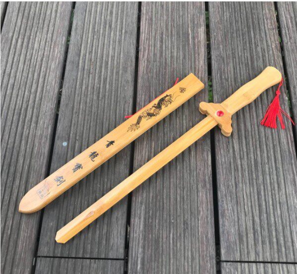 Wooden knife wooden sword children's toy wooden sword performance props simulation stage props Qinglongbao is not edged