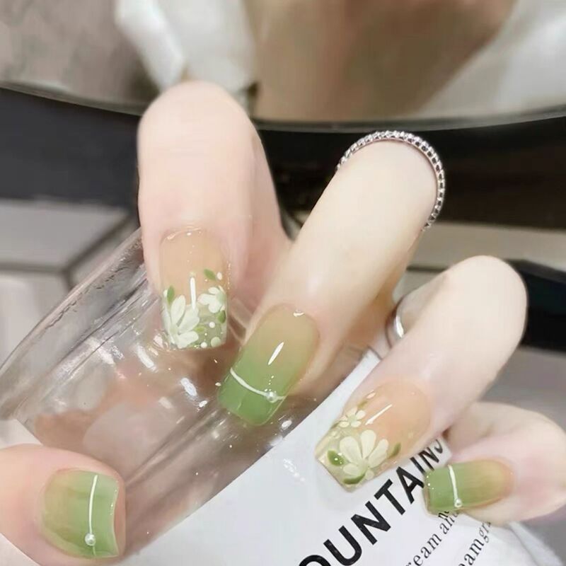 Summer Wearable Nail Art Stickers Green Fake Nail Stickers Student Children's Nail Stickers Short Style Finished Product Women's Style White Summer Wearable Nail Art Stickers Green Fake Nail Stickers Student Children's Nail Stickers Short Style Finished Product Women's Style White