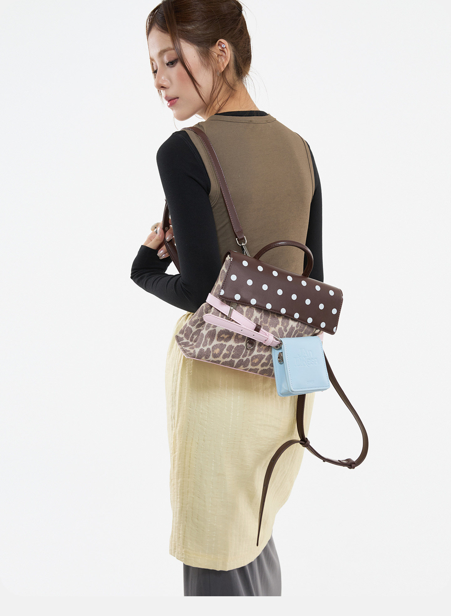 JANDRESS Brown Leopard Magnetic Snap Backpack