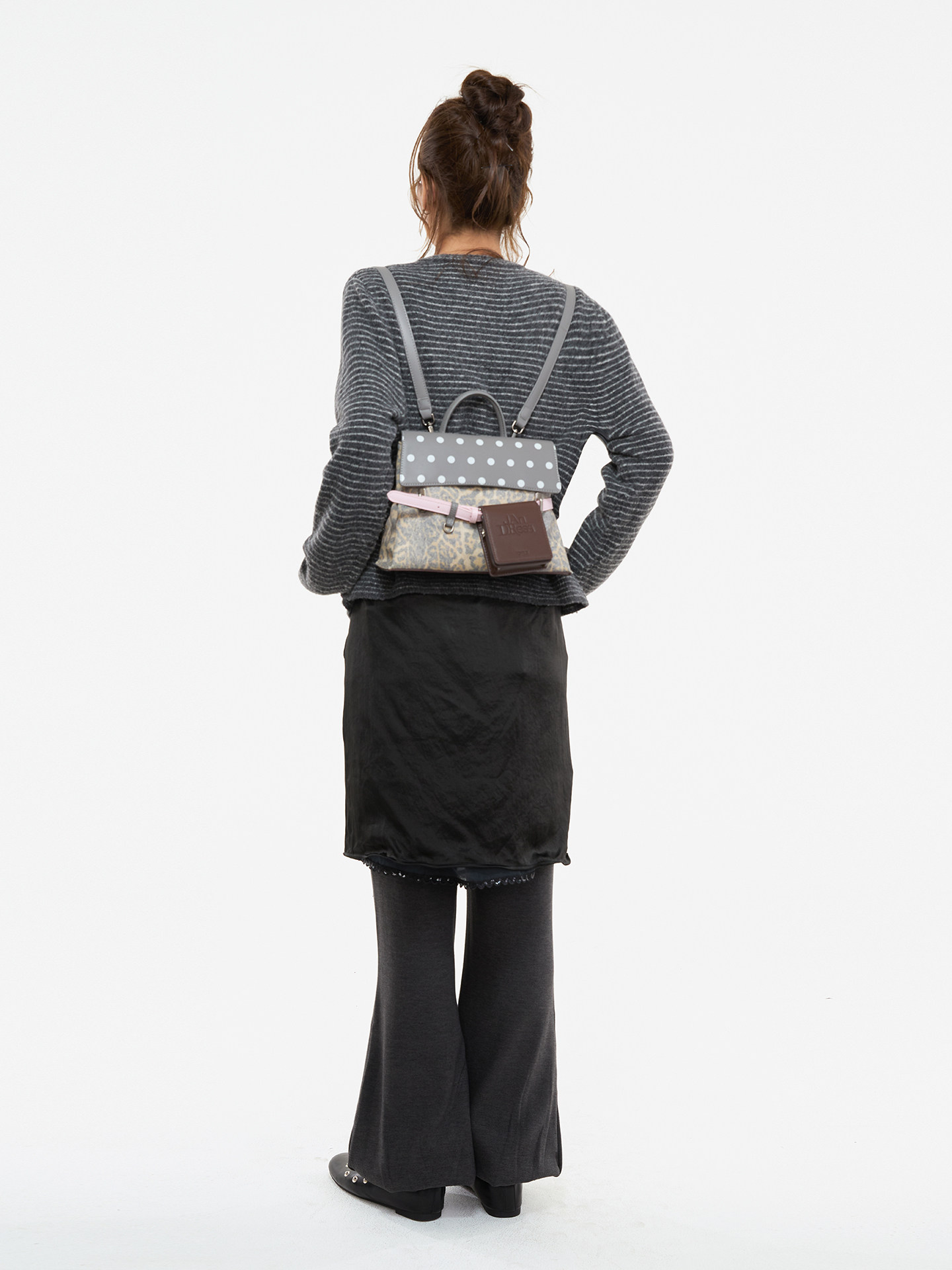 JANDRESS Gray Leopard Print Faux Leather Backpack