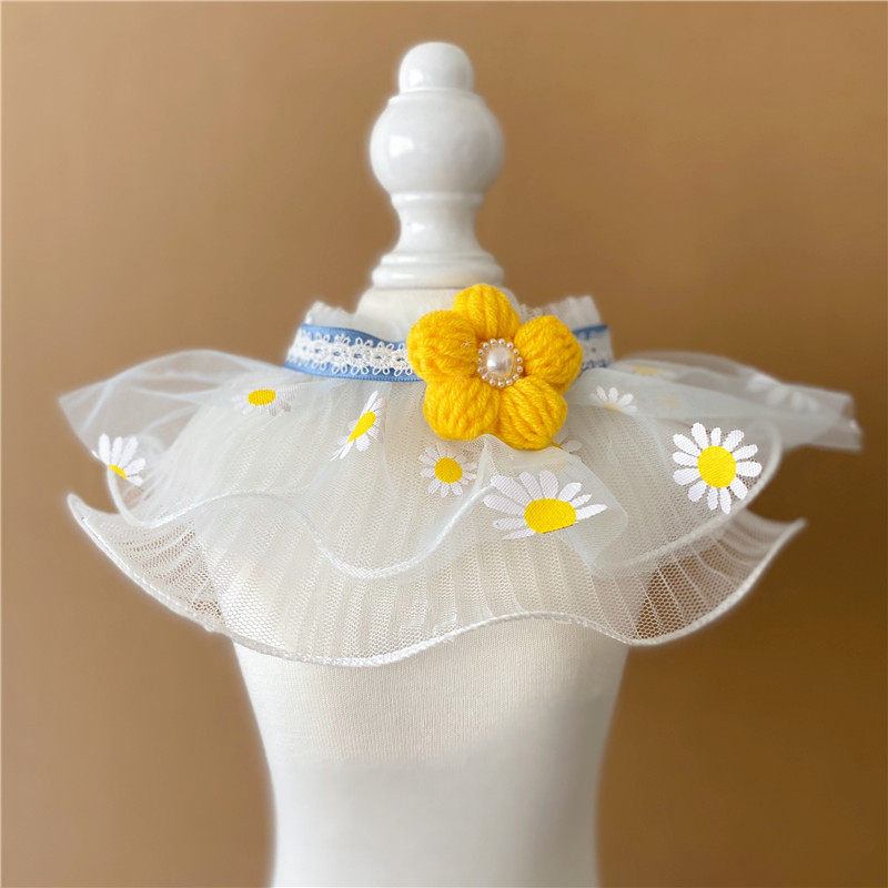 Cat name Yuanyuan Saliva Water Towel Small Dog Cute Princess Enclosed Pocket Pet Pooch Splicing Wool Thread Small Flower Item Ring