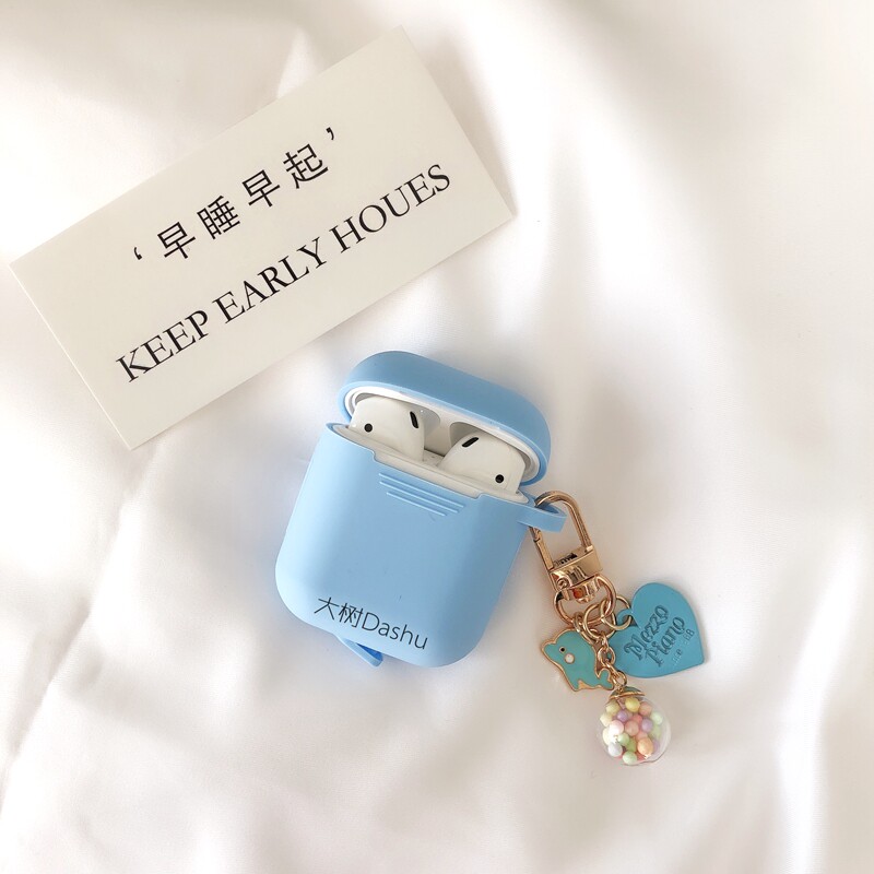 Korean ins same style cute blue dolphin keychain cartoon Airpods pendant bag chain jewelry