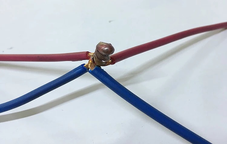 Súng hàn điện áp thấp DC mới hàn điện sắt hàn điện Dụng cụ sửa chữa xe máy điện dụng cụ sửa xe máy cơ bản
