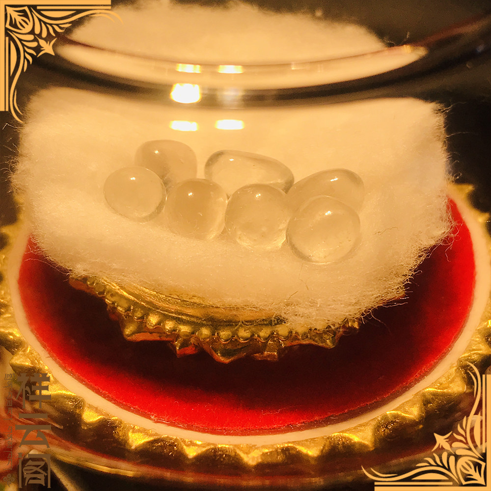 Indian Mandil temple respectfully Please Sakyamuni Buddha Nauphu Robust Sub Transparent Color about 5-6mm One