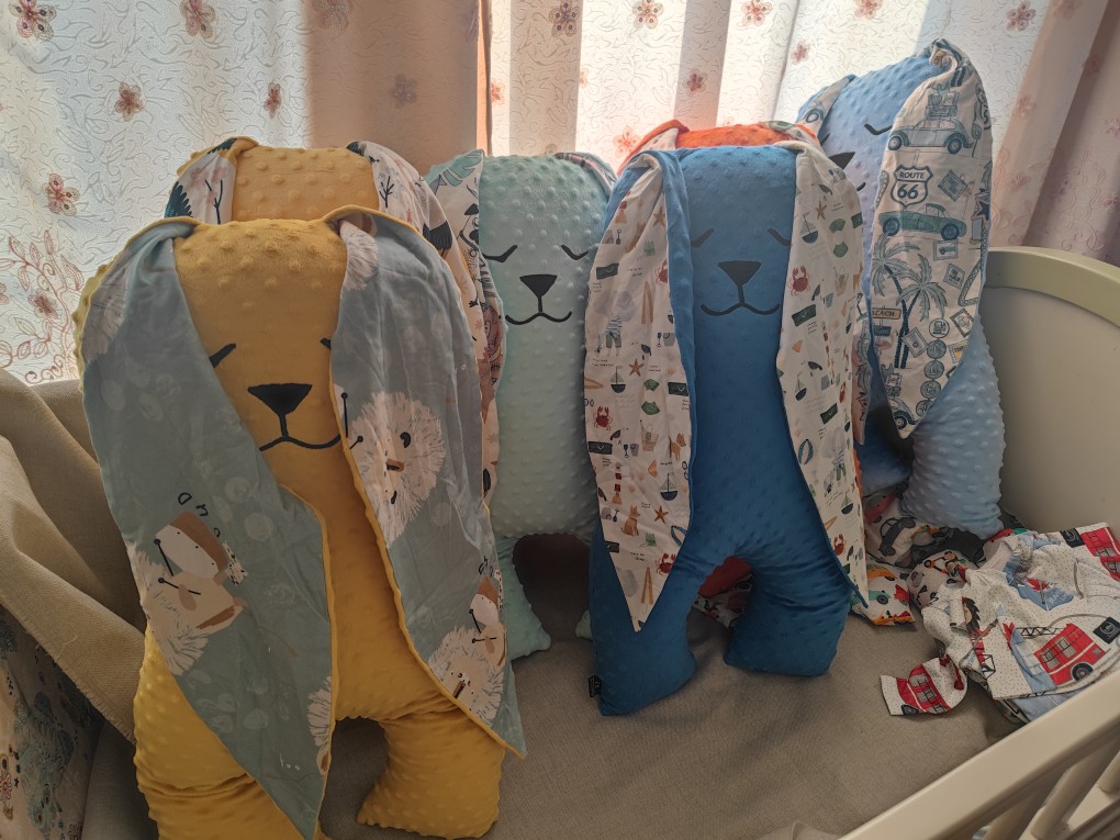 Jla Milo Spot 70cm appetites the doll teasing the rabbit can nibble