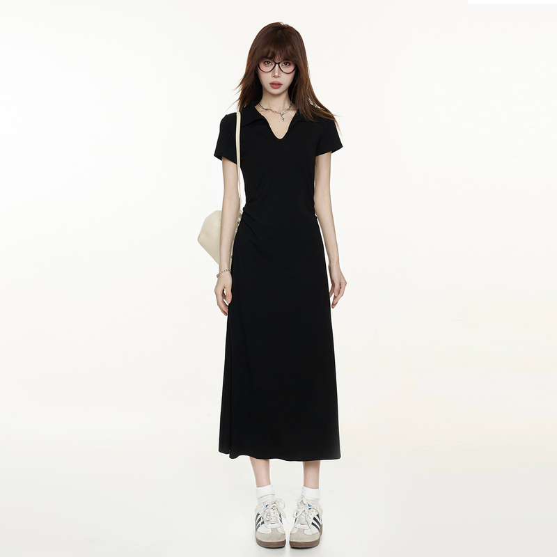 Black Short-Sleeved V-Neck Dress for Women, Summer 2026 New Korean Style, Petite Waist-Cinching Slimming Elegant A-Line Long Dress
