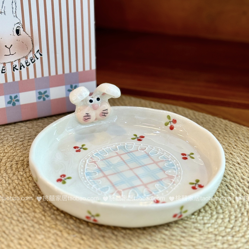 Hand-Painted Ceramic Plates for Home Use, Cartoon Creative Snack Plates, High-Temperature Underglaze Color Tableware, Exquisite Dish Plates Hand-Painted Ceramic Plates for Home Use, Cartoon Creative Snack Plates, High-Temperature Underglaze Color Tableware, Exquisite Dish Plates
