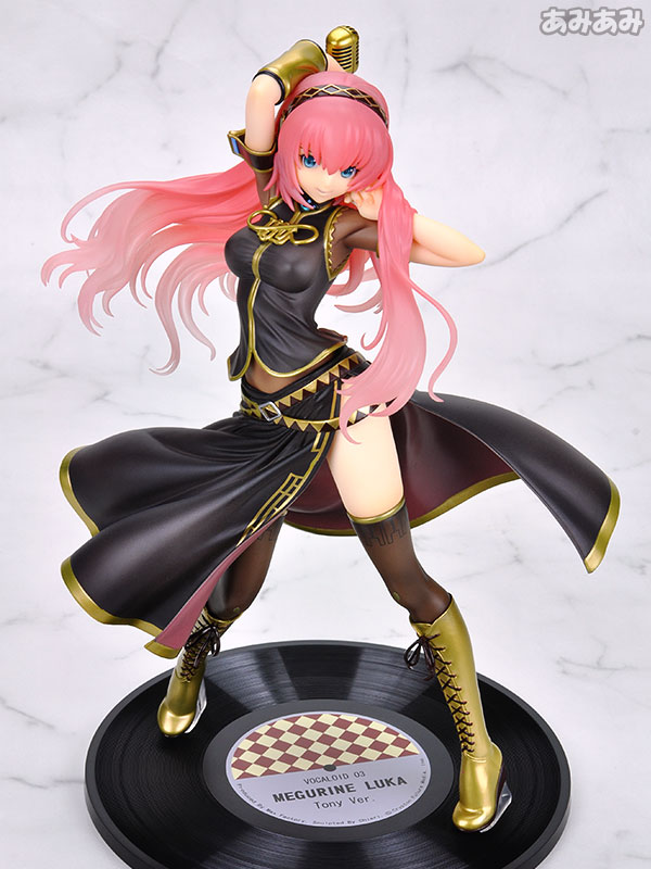 FIG-MOE-5417_19.jpg