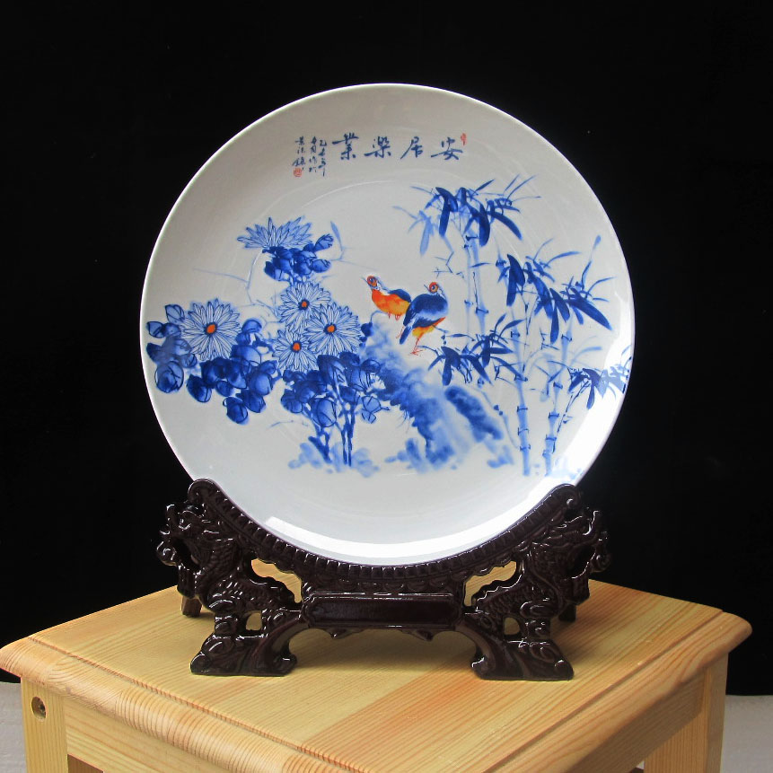 Jingdezhen gốm sứ tấm treo đơn giản hiện đại tủ rượu kệ đứng hiện đại Trung Quốc nhà thủ công đồ trang trí trang trí phòng ngủ nhỏ không giường