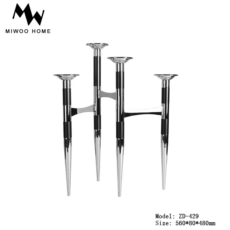 Light Lavish Postmodern Decent Board Room Soft Dress Artwork Metal Craft Gift Hem Accessories Furnishing Creative Living Room Genguan Candle Holder Pendulum