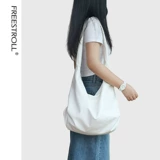 Весенняя летняя белая легкая и тонкая мягкая вместительная и большая сумка на одно плечо