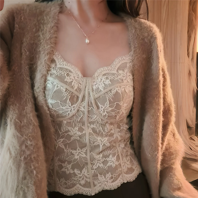 French-Style Fishbone Lace Camisole with Chest Pads for Women, 2026 Autumn and Winter New Style, Can Be Worn Outside or as an Inner Layer, Beautiful Back Bra Top French-Style Fishbone Lace Camisole with Chest Pads for Women, 2026 Autumn and Winter New Style, Can Be Worn Outside or as an Inner Layer, Beautiful Back Bra Top