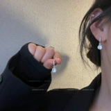 Изысканные серьги, простой и элегантный дизайн