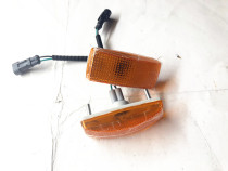 Sinotruk Howo A7T7H fender turn signal wheel eyebrow light side light