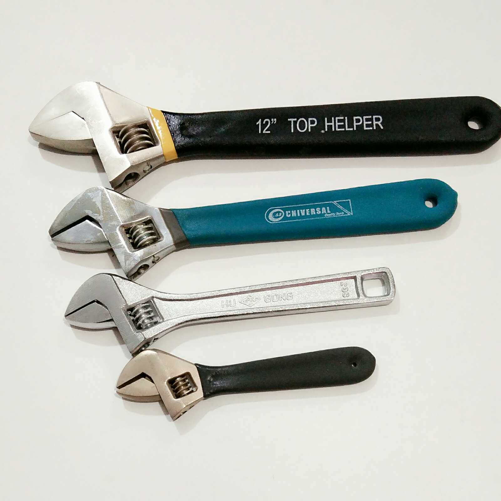 Adjustable wrench 6 8 10 12 15 18 inch live port activity multi-function auto repair belt holster dipped plastic live wrench