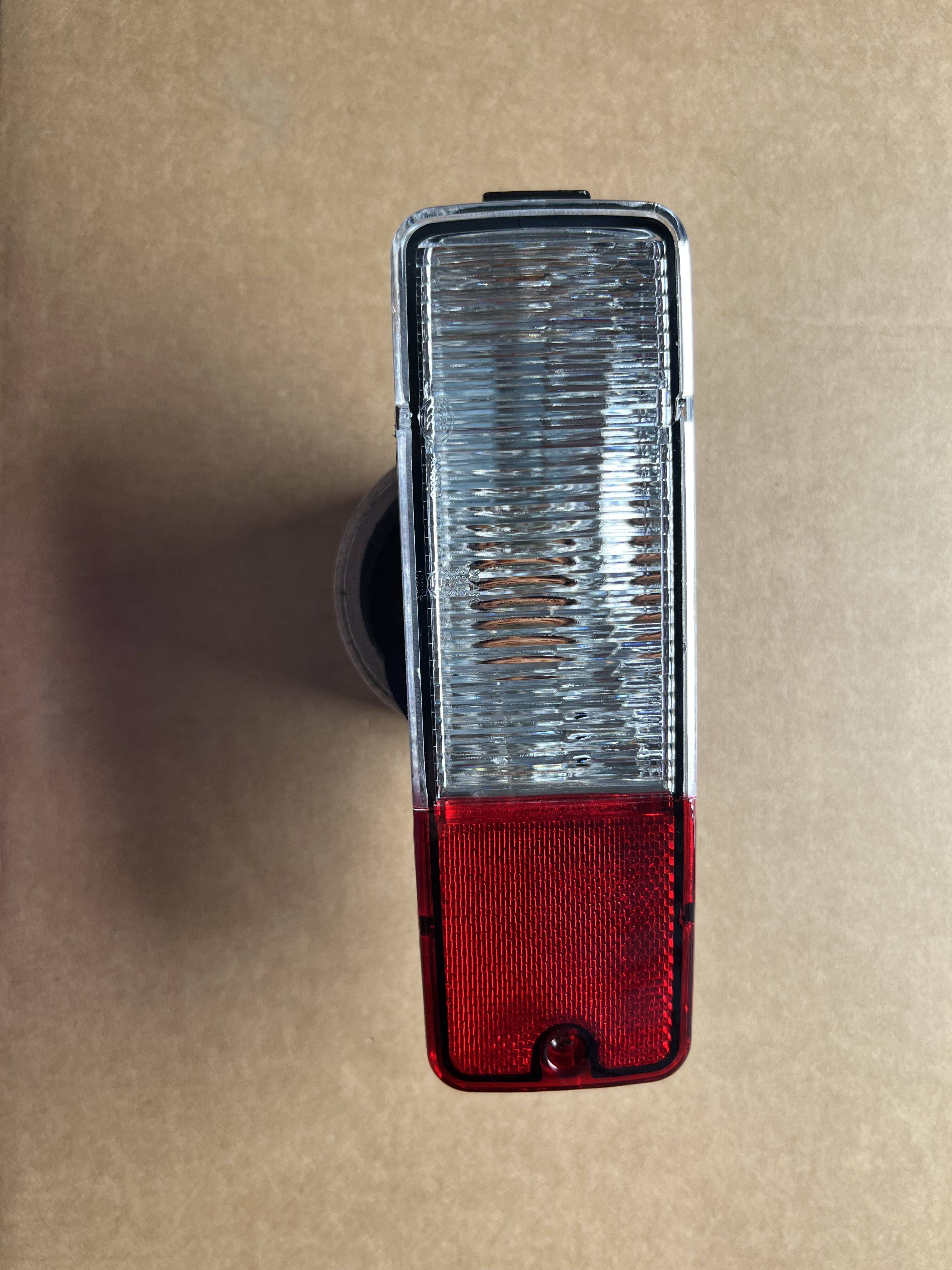 Задние фары 适用于昌河铃木浪迪后雾灯 铃木浪迪雾灯浪迪后杠灯倒车灯s21pq Angrong