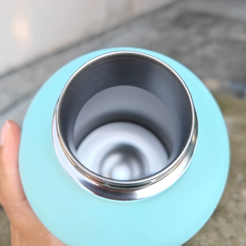 Из британской простой современной оригинальной 1,9 л. Негабаритная изоляция из нержавеющей стали и соломенная соломинка с холодной рука