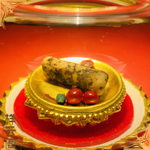  Gong please dig up the Mo Luo Guozi to install the Tibetan Buddha statue relic pagoda Gawu box