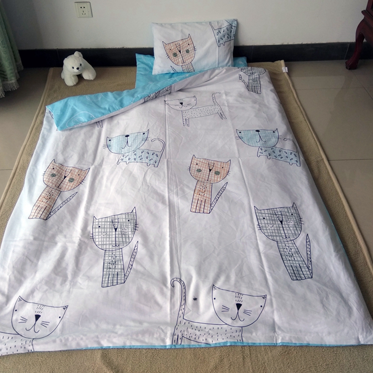 Mẫu giáo chăn ba mảnh bông cotton quilt cover bé trẻ sơ sinh trẻ em ngủ trưa sáu mảnh vào bộ đồ giường