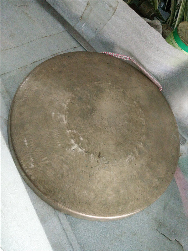 Preserving the better Suzhou-made large gong