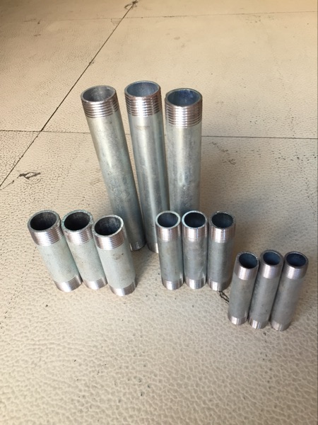 Galvanized outer silk joint double head lengthened outer silk round outer wire iron external wire Marcus steel tube piece