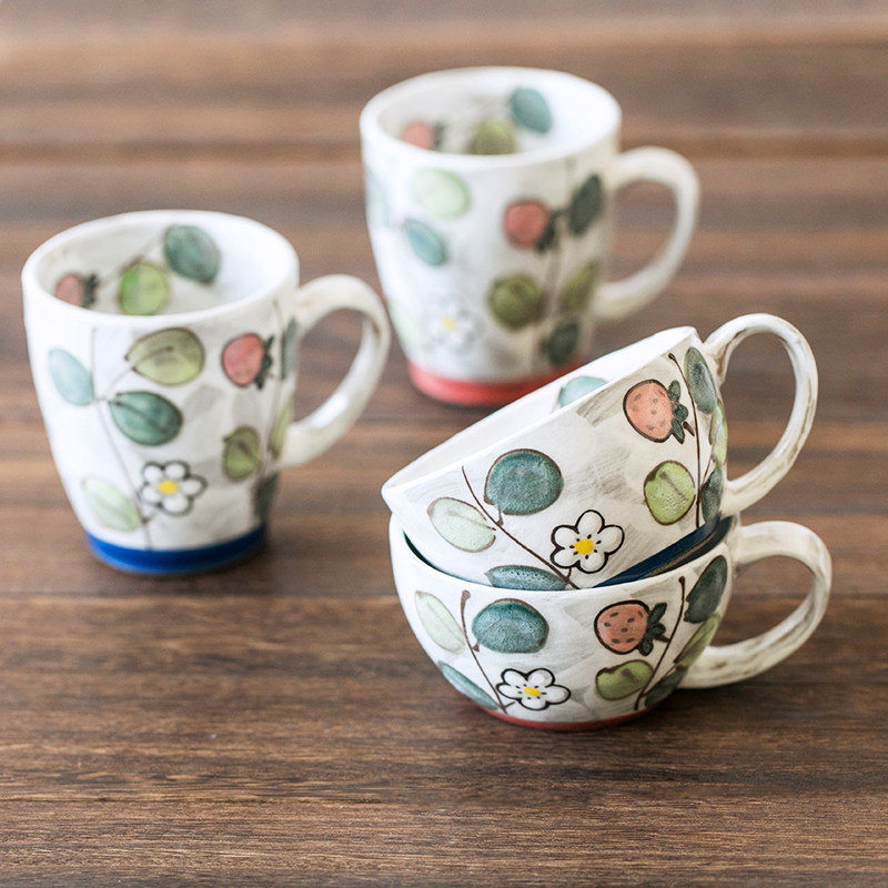 Japanese imported writer hand-painted ceramic strawberry cherry blossom mug milk cup breakfast cup coffee cup pair cup gift