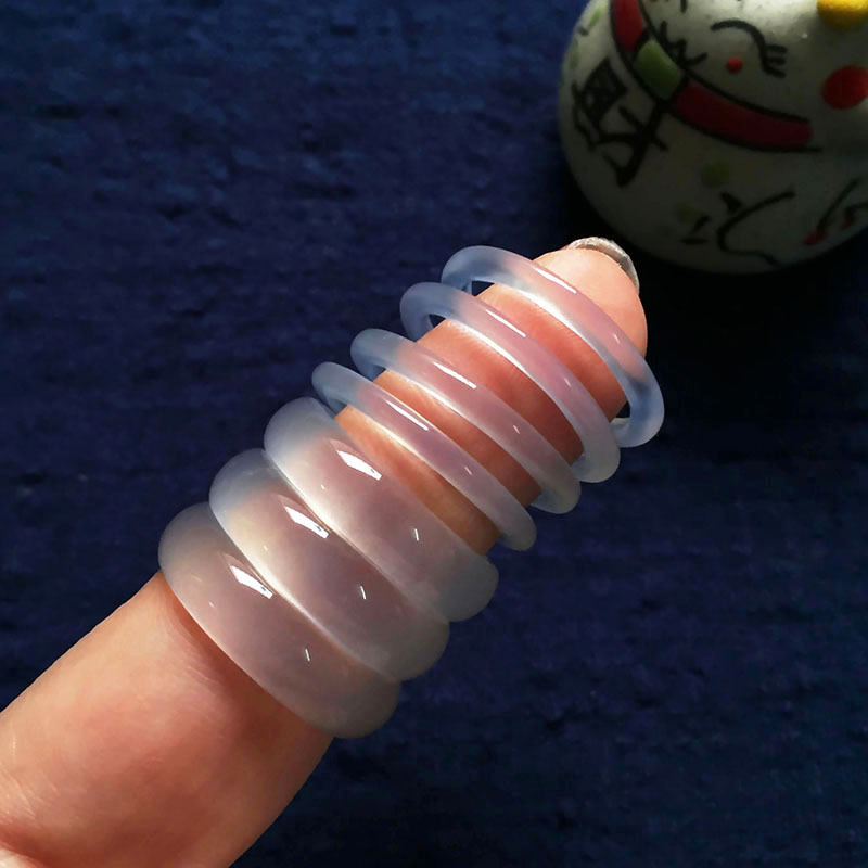 Natural White Chalcedony Fine Ring for Men and Women, Ice Agate Jade, Niche Design for Women, Simple Running Ring Tail Ring