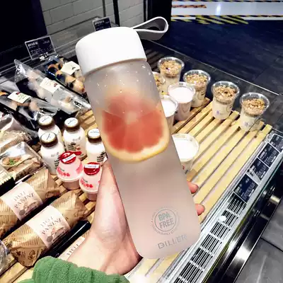 Korean version of minimalist frosted sports water Cup portable drop resistant cup plastic leak proof with lid creative hipster Cup