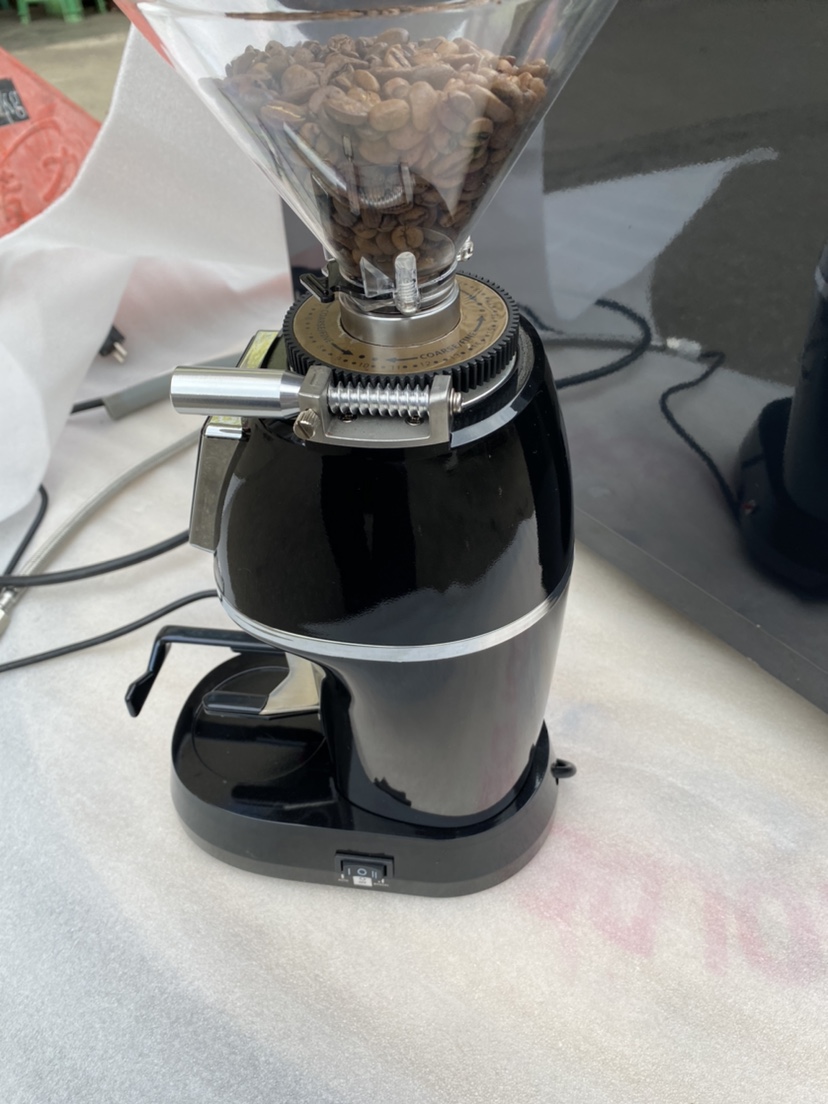 Secondhand Electric Grinding Machine Coffee Grinding Machine Machine Dosing Electric Control Small Household Commercial 99 Becomes New