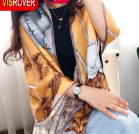 Богатый пион цветок желтый