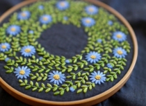 2022 Carpenter Maru New Embroidery Yula Series Wreath DIY Handmade Material Package Flower Series Blue Valentines Day