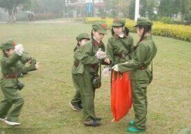 Green Lei Feng clothes to perform Red Guard belt stage performance props film and TV costumes