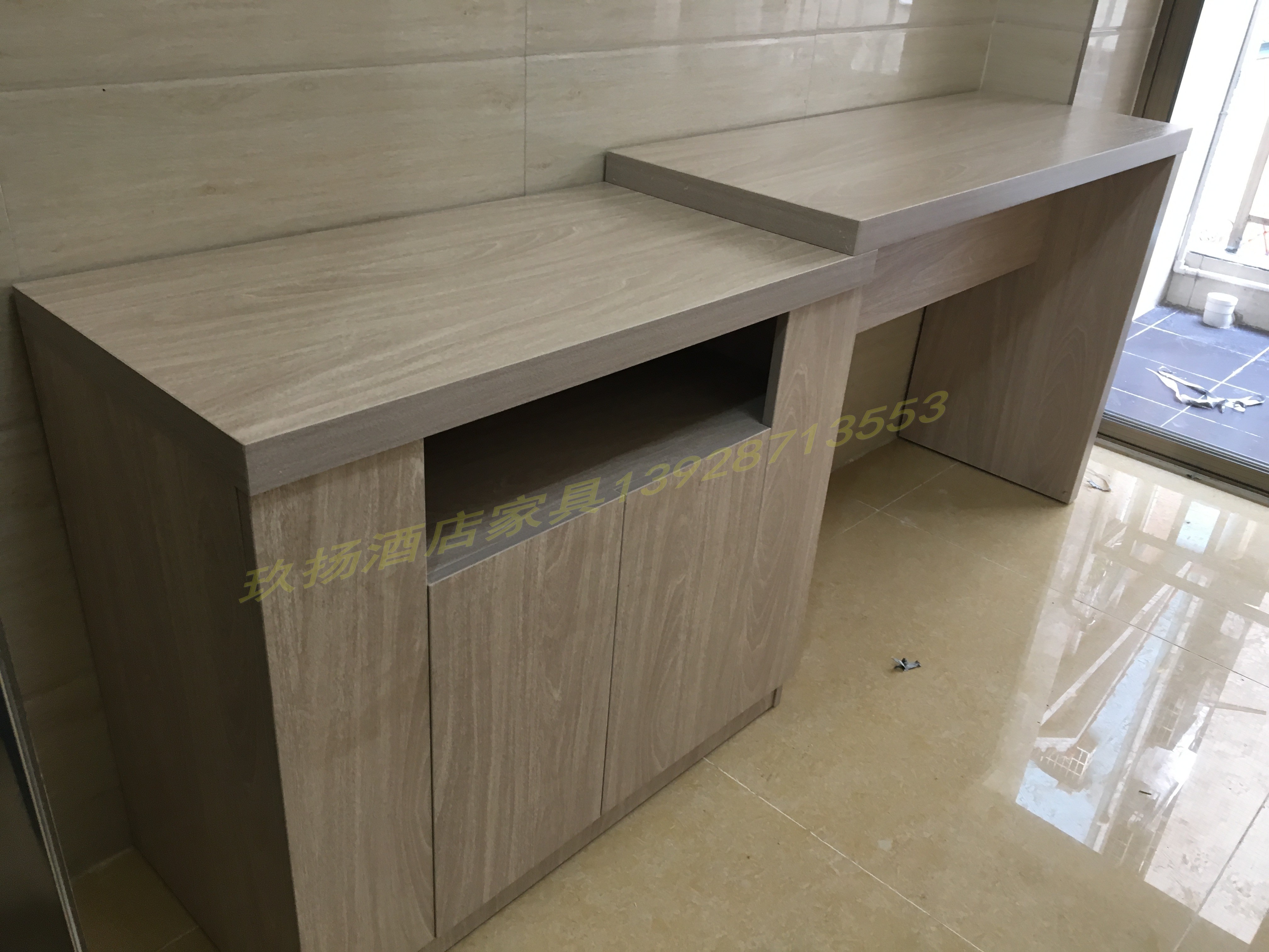 Hotel Guest Room TV Cabinet Desk Hanging Clothes Mirror Guesthouse Folk Guest House Guest House Apartment Rental House Innate complete custom