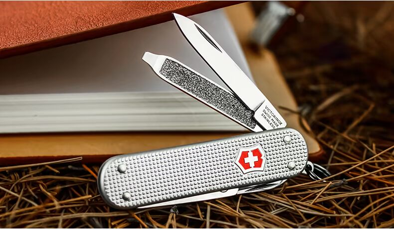 Victorinox Victorinox Swiss Sergeant Dao 58MM Đa chức năng Dao gấp nhôm Tay cầm Mô hình Dao Thụy Sĩ bộ dụng cụ đa năng mini