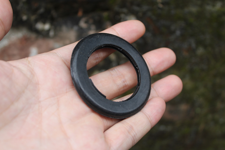 Locomotive men's clothing Pearl River happy oil tank cover rubber gasket CG125 oil case cover plastic cushion oil leak rubber ring