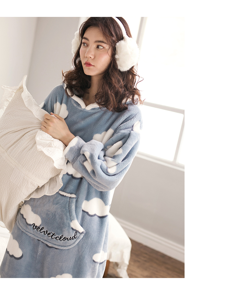 Bộ đồ ngủ Jing Yun nữ mùa đông san hô nhung dày ấm áp dài tay nữ phục vụ nhà hoạt hình dễ thương áo dài dài váy ngủ dài tay