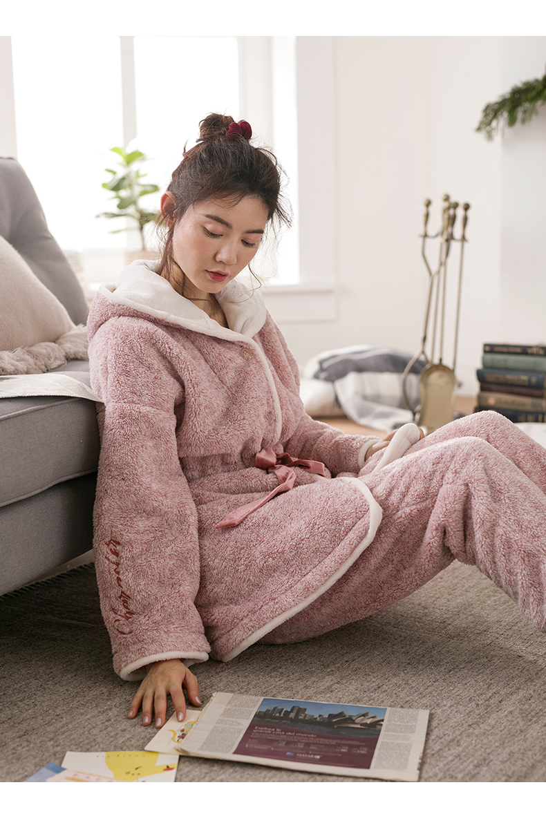Jing vần điệu nhung nhung đồ ngủ của phụ nữ mùa thu và mùa đông áo len dài tay dễ thương cộng với nhung dày ấm áp phù hợp với dịch vụ nhà pijama nữ
