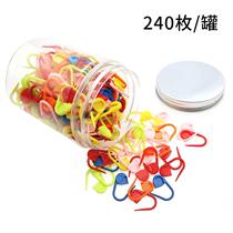 500 cans of baby baby clothes pin safety pin knitted sweater Mark Buckle color plastic pin