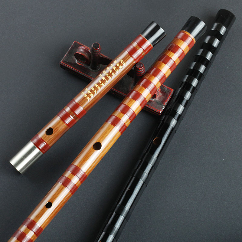 The patriarch of the magic way, the ancestor of Yiling, Chen Qing, ordered the same bamboo flute E to play high-end musical instruments around the TV series.