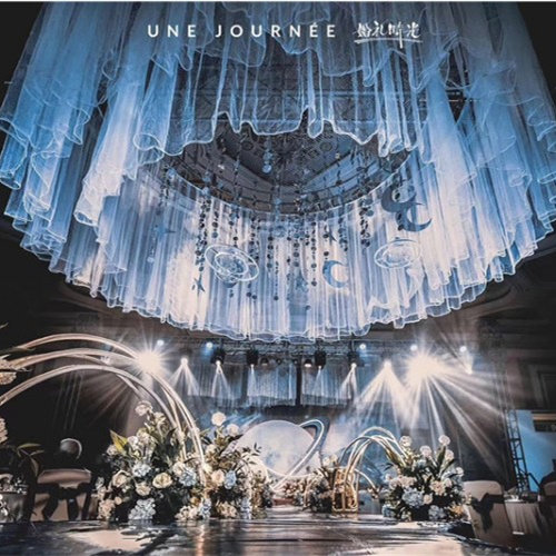 Wedding celebration Roof Yarn Decoration S Cloud Top Yarn Stage Suspension Suspended Ceiling American Mesh Egan Yarn Wave Yarn T Yarn Skirt Props