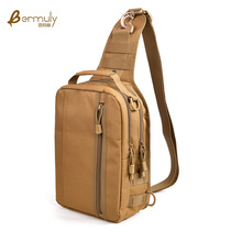 Mens chest bag Leisure bag Mens crossbody bag Sports shoulder bag Camouflage backpack Cycling bag Outdoor fanny pack Student bag